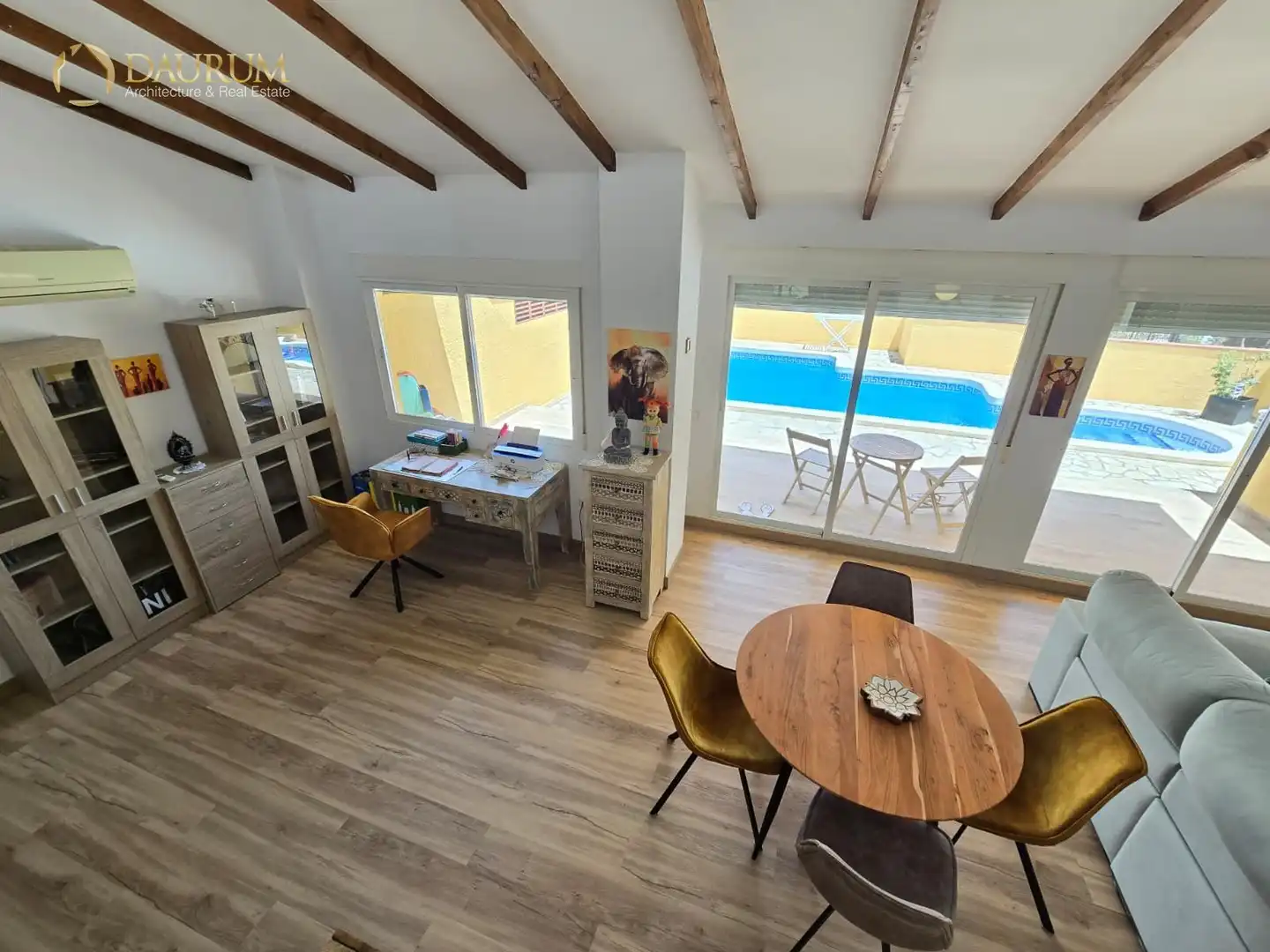 Casa aparellada amb piscina en venda a OROVAL, imagen 6