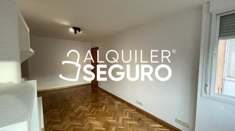 Foto 5 de Piso de alquiler en De Ayllón, Campamento, Madrid