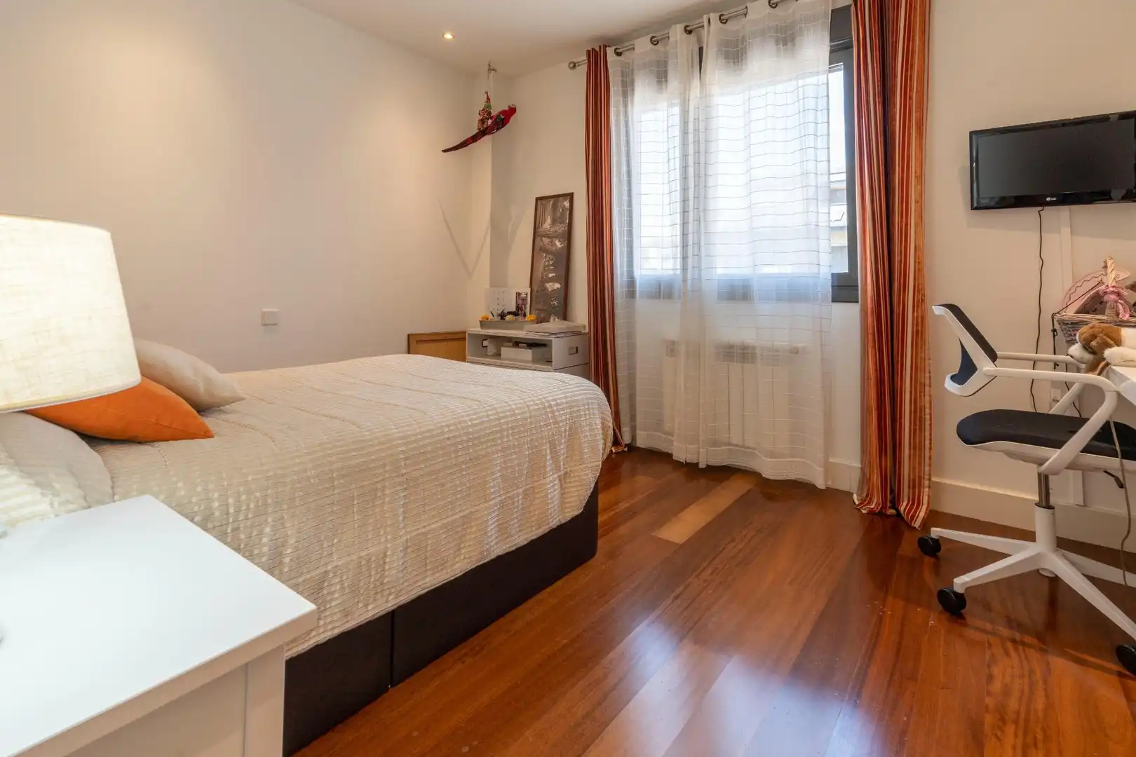 Detached house with terrace for sale in Calle PICO DE LA MIEL, imagen 32