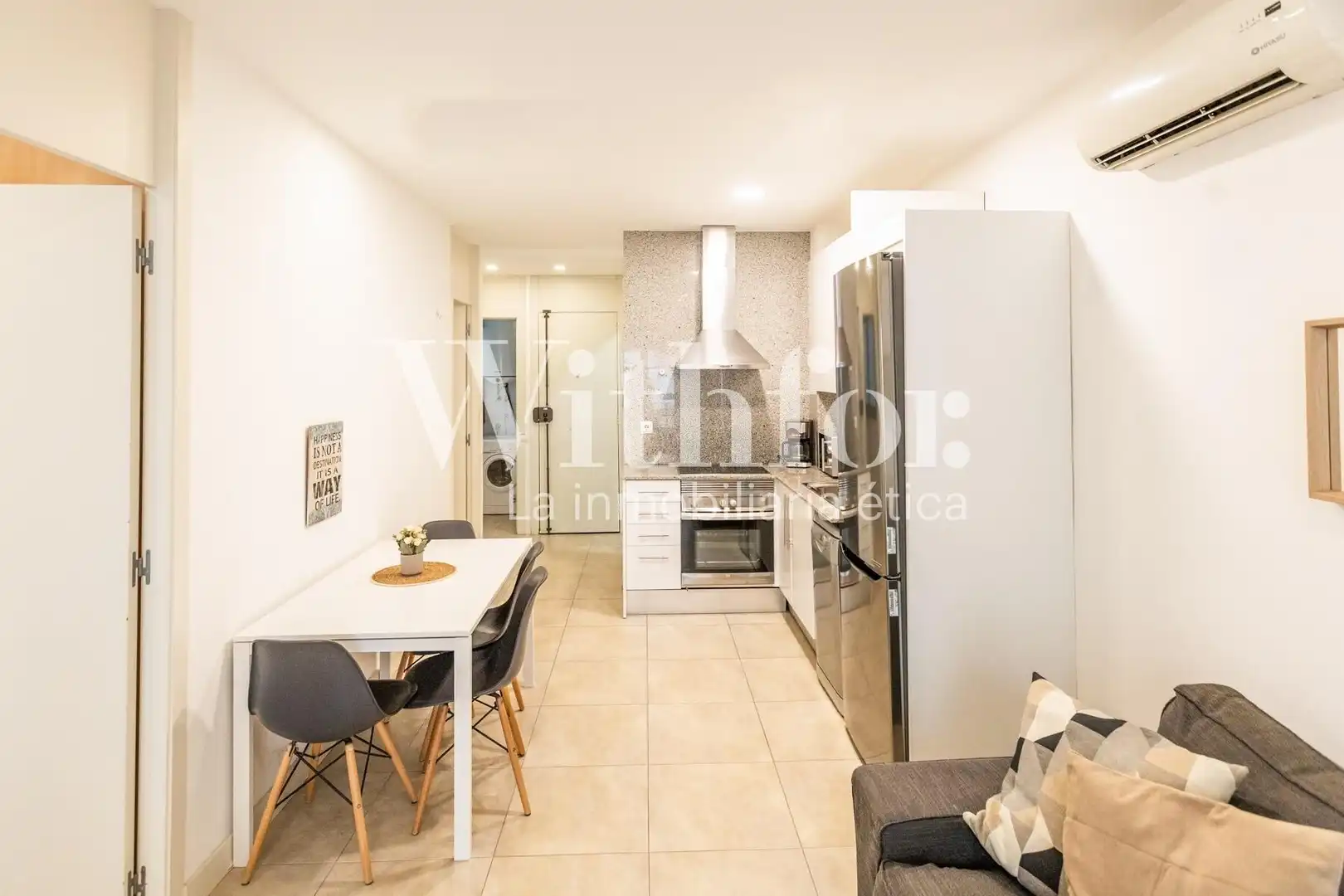 Kitchen of Flat for sale in Barcelona  with Air Conditioner, Heating and Balcony
