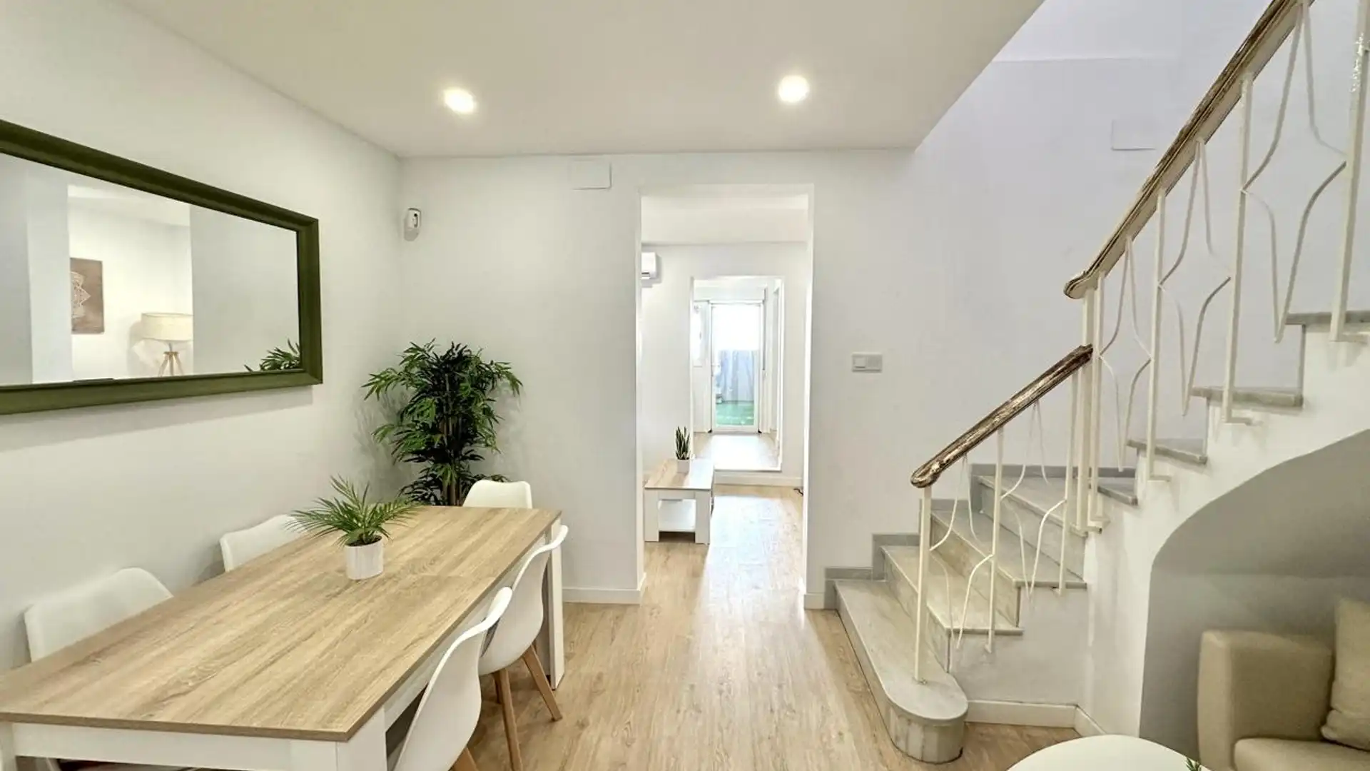 Comedor de Casa o chalet en venta en La Roda de Andalucía con Aire acondicionado, Parquet y Trastero