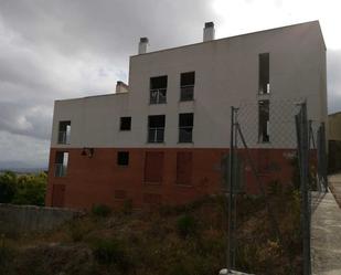 Vista exterior de Edifici en venda en Alcoy / Alcoi