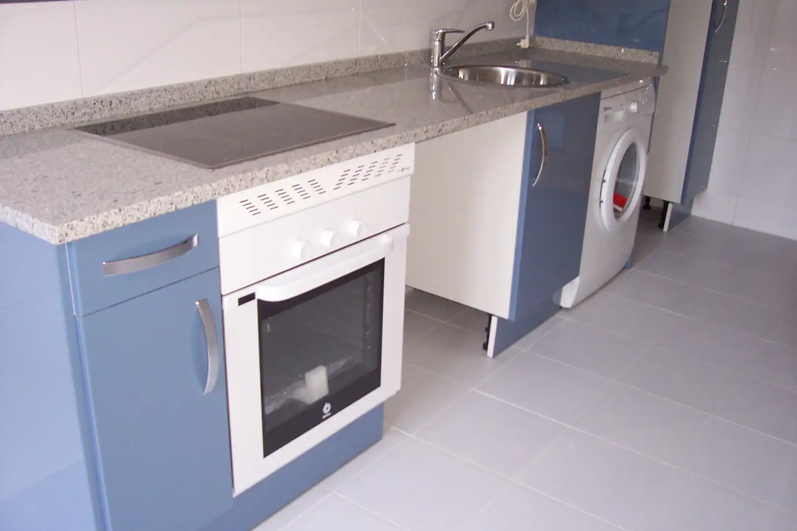Piso en venta en Calle de Ramón Granda, El Carbayedo - El Quirinal