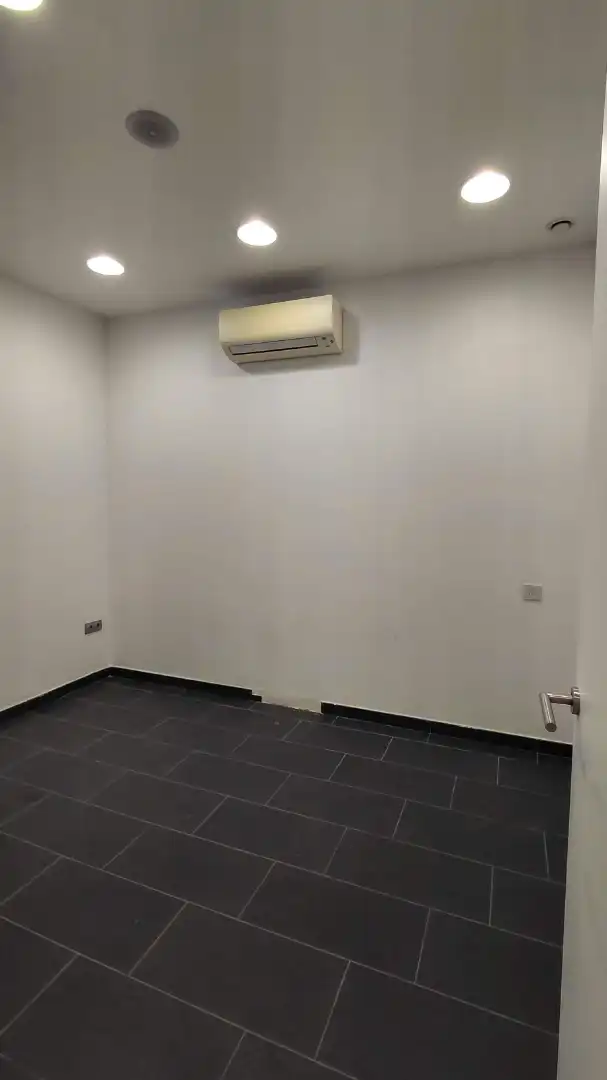 Gewerbefläche zur Miete in Carrer Sant Cristòfor, imagen 5