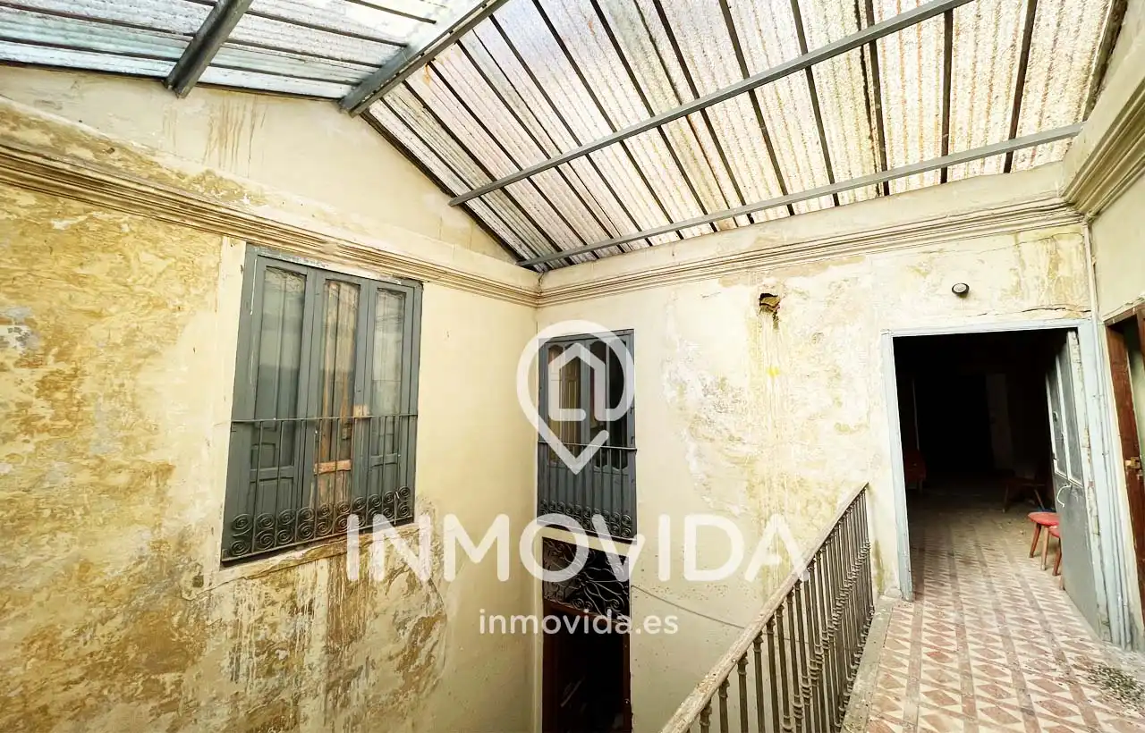 Haus zum Verkauf in Carrer Canonge Cebrià 13, imagen 12