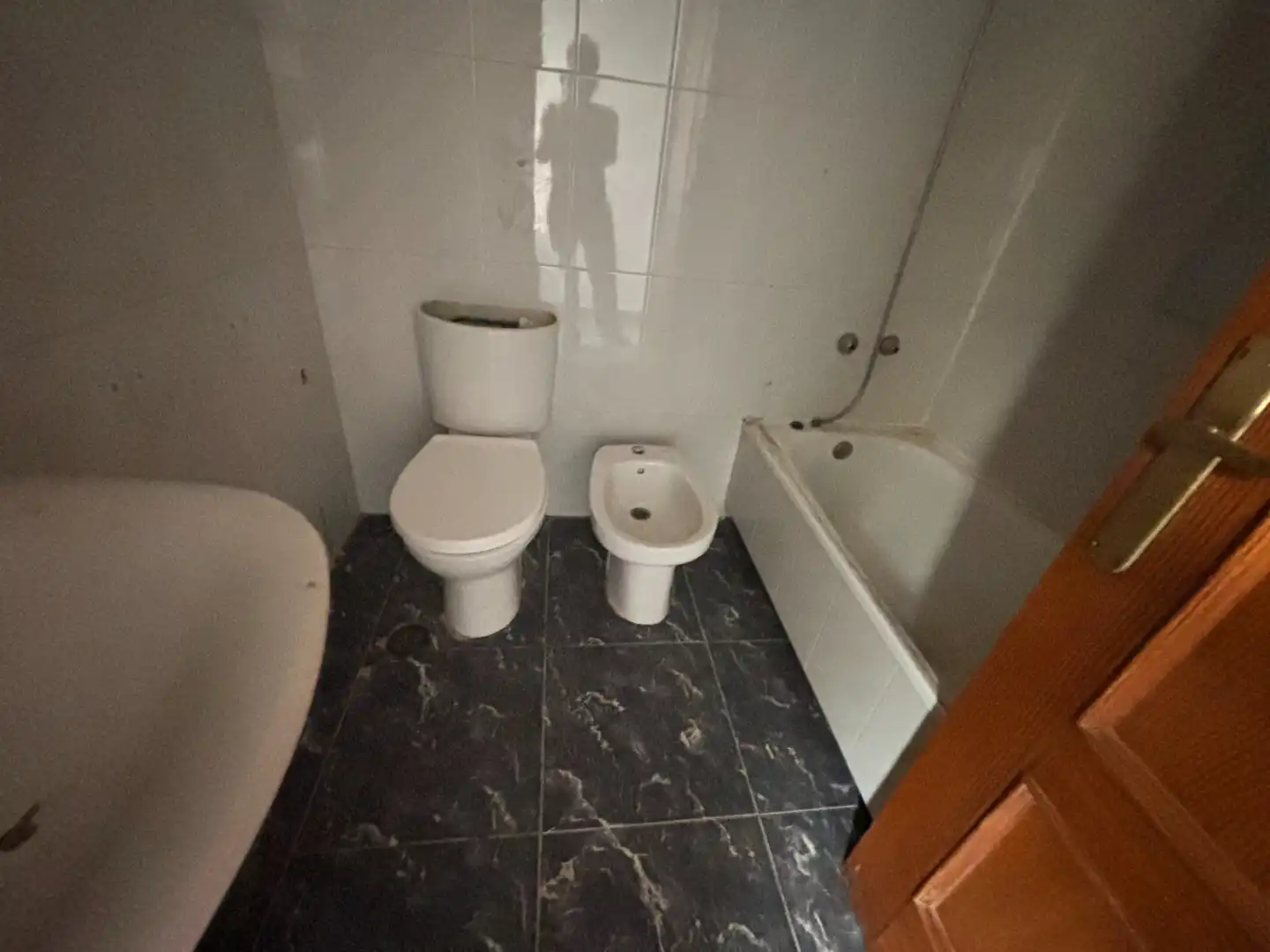 Bathroom of Houses for sale in Socuéllamos  with Private garden, Storage room and Alarm