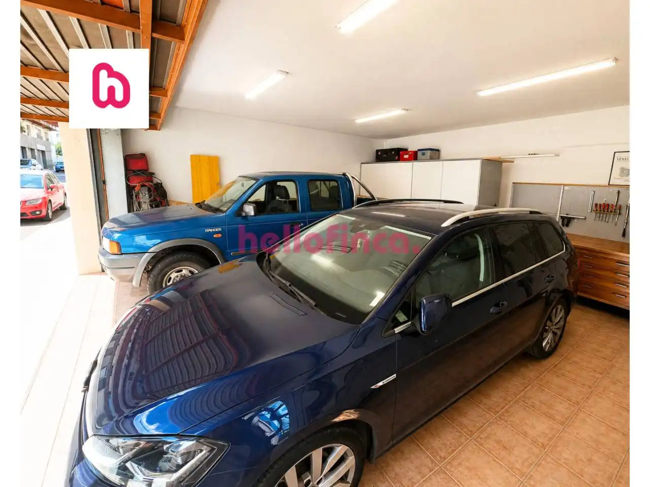 Parking de Casa adosada en venta en Igualada con Aire acondicionado, Calefacción y Jardín privado