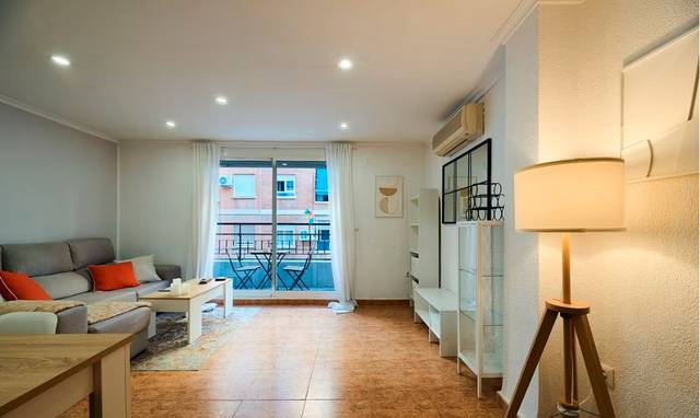 Piso en Venta en Carrer de Josep Ciurana en El Baix Guinardó