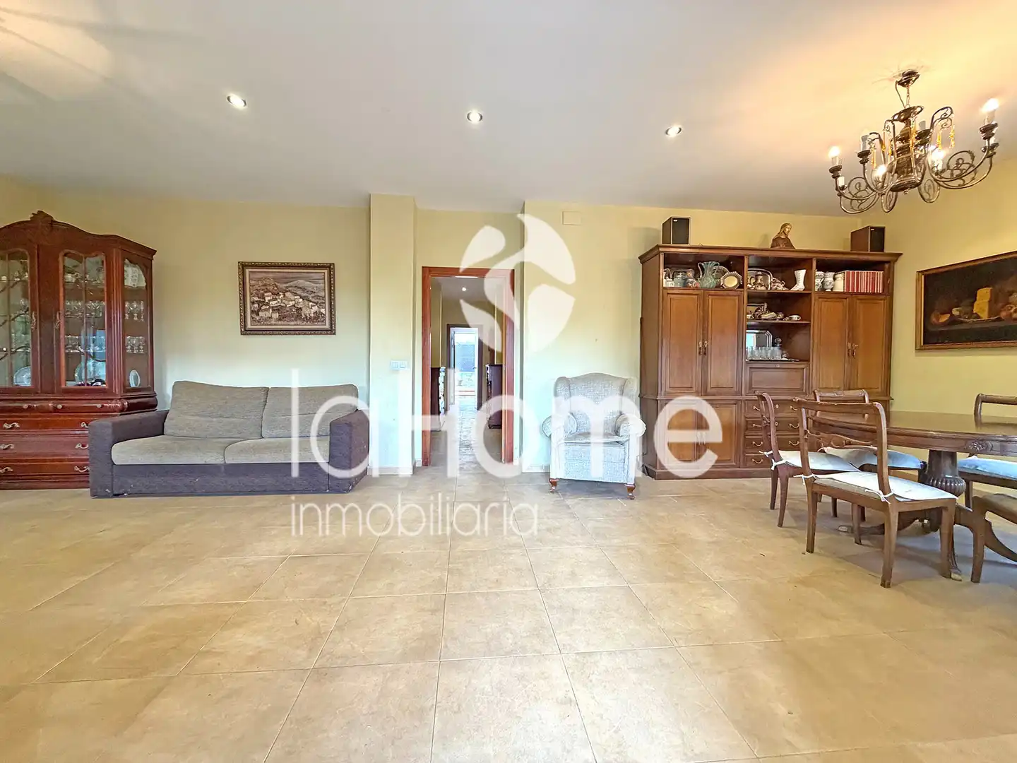 Wohnzimmer von Haus oder Chalet zum Verkauf in Paterna mit Klimaanlage, Privatgarten und Terrasse