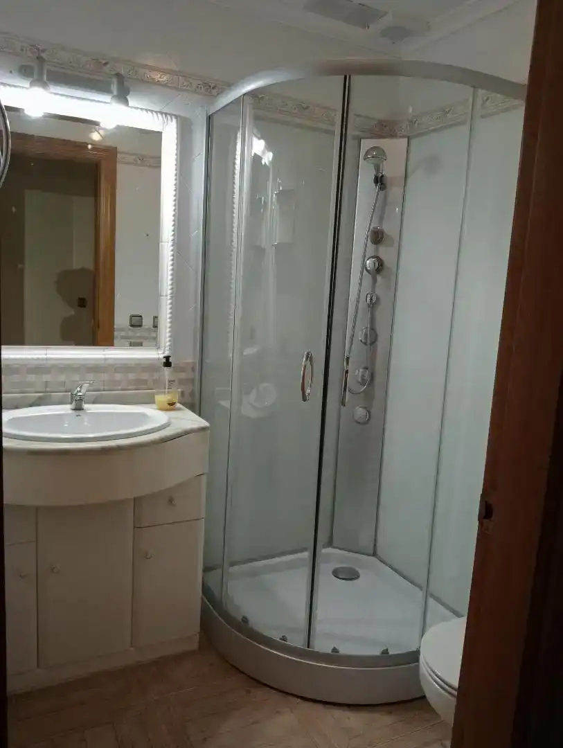 Baño de Piso para compartir en San Fulgencio, Alicante