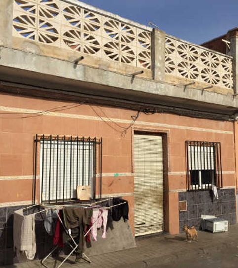 Foto 2 de Casa adosada en venda a Albacete, Poligono Mas del Jutge, Torrent