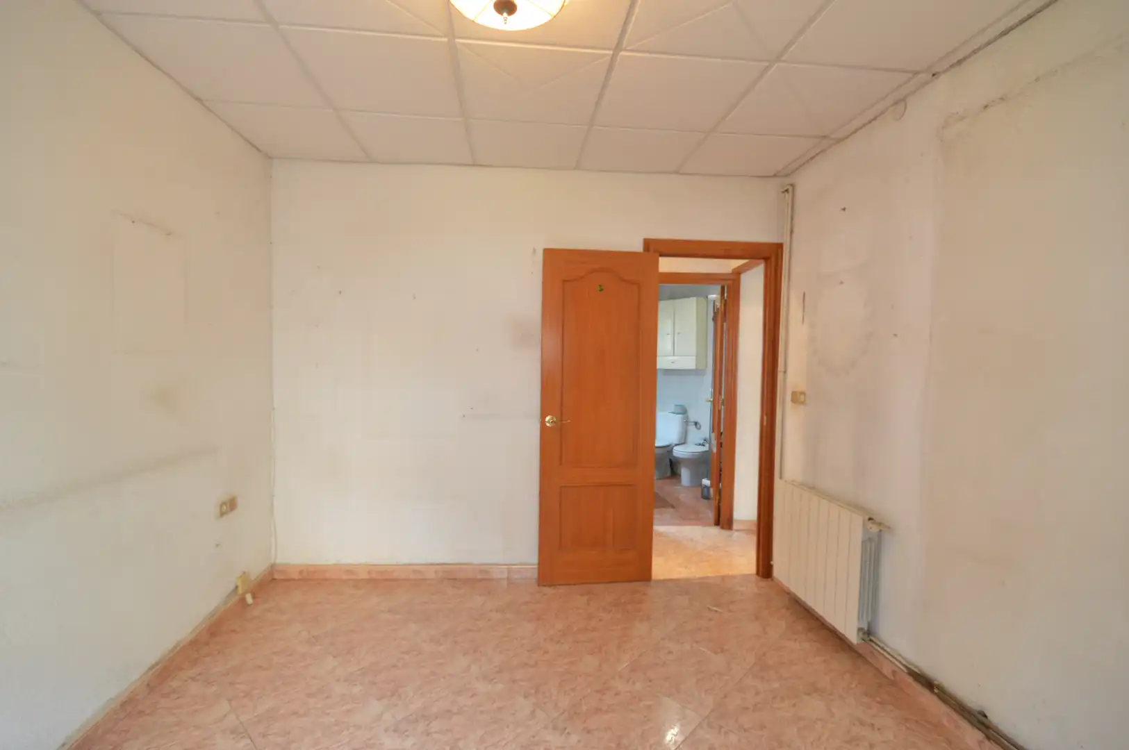 Piso en venta en Sant Andreu de la Barca con Calefacción, Horno y Balcón