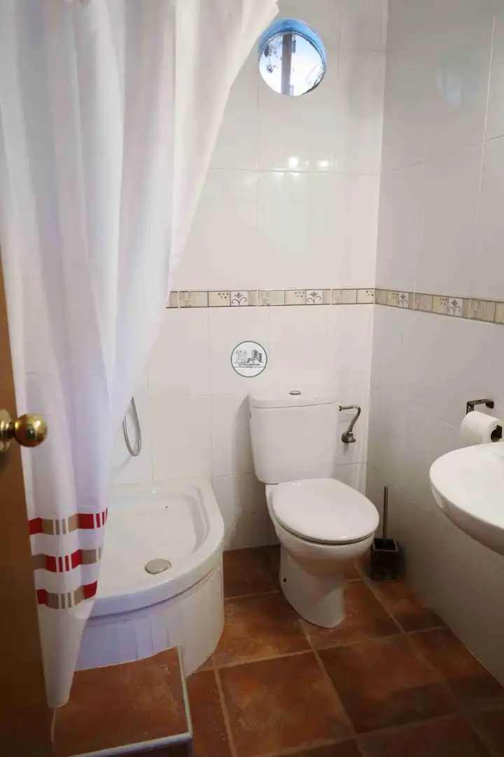 Bathroom of Houses for sale in Alcañiz