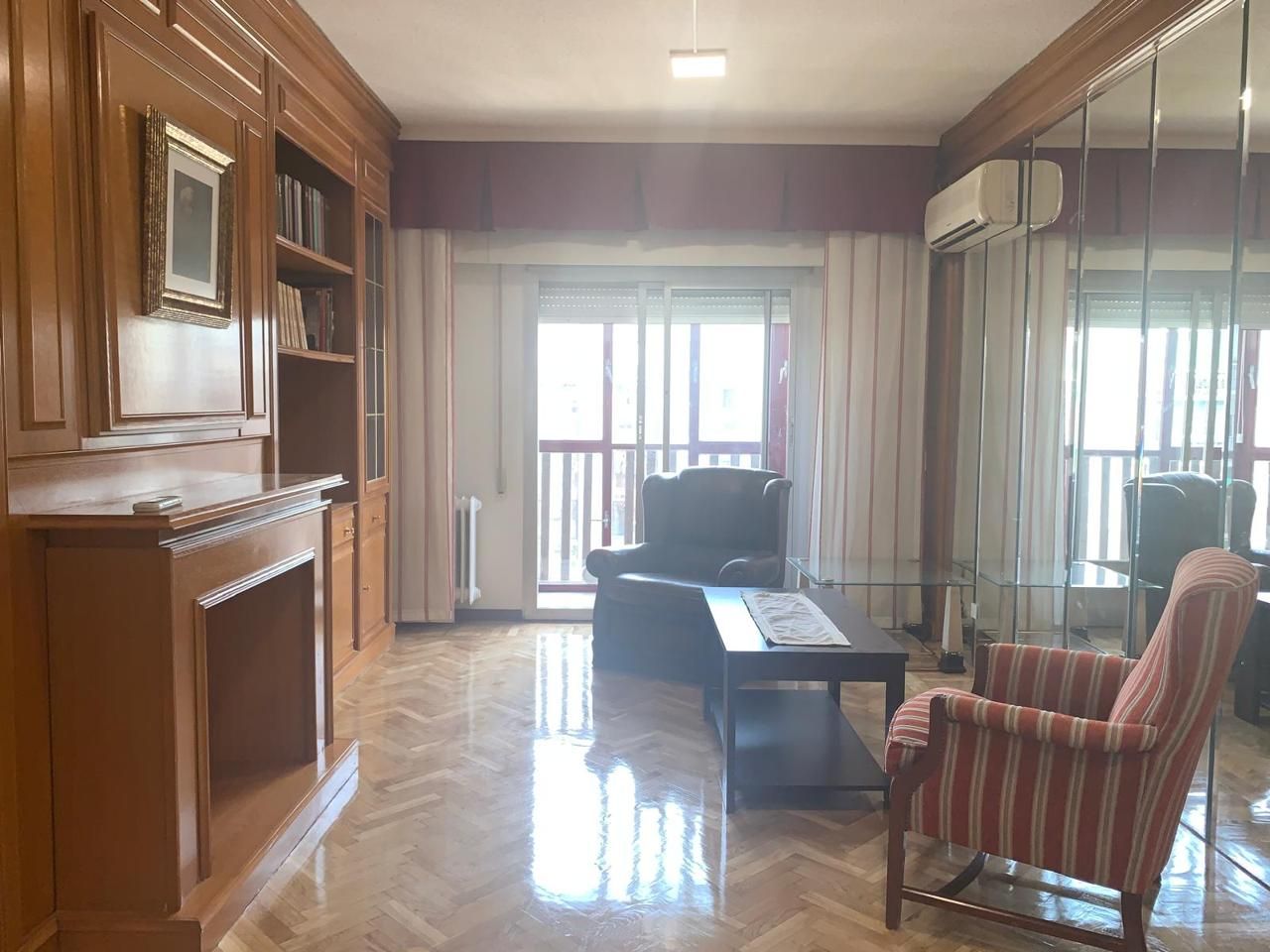 Sala d'estar de Pis de lloguer en  Madrid Capital amb Aire condicionat, Calefacció i Terrassa