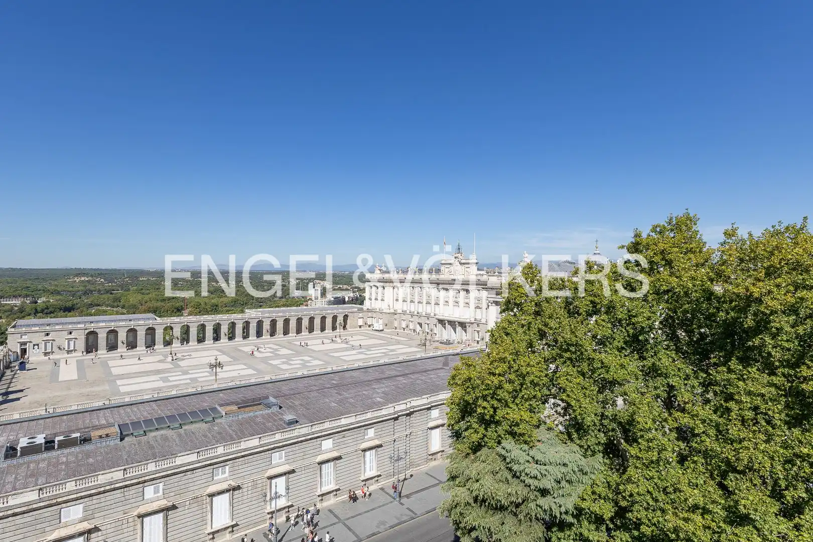 Exterior view of Flat for rent in Madrid  with Air Conditioner, Heating and Parquet flooring