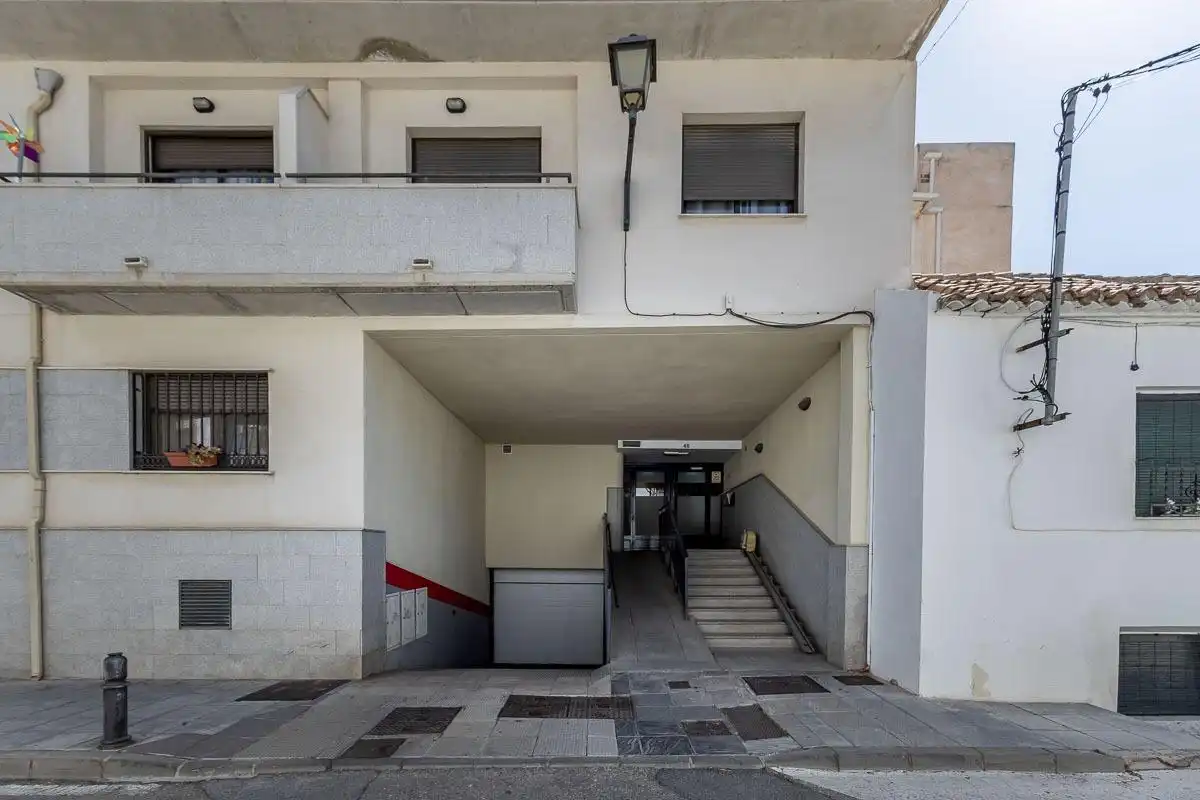Exterior view of Attic for sale in Alhendín  with Air Conditioner, Parquet flooring and Storage room