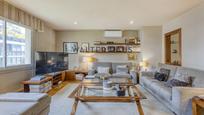 Living room of Duplex for sale in  Barcelona Capital  with Air Conditioner, Heating and Oven