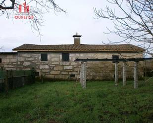 Vista exterior de Casa o xalet en venda en Amoeiro amb Traster i Balcó