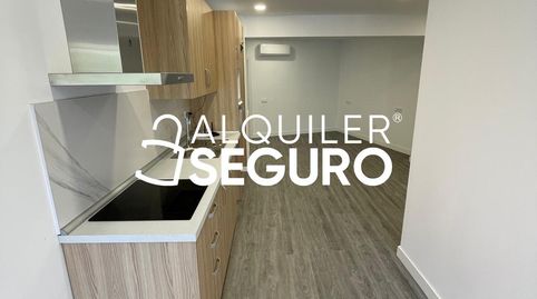 Foto 3 de Estudio de alquiler en Juan Zofio, Pradolongo, Madrid Capital