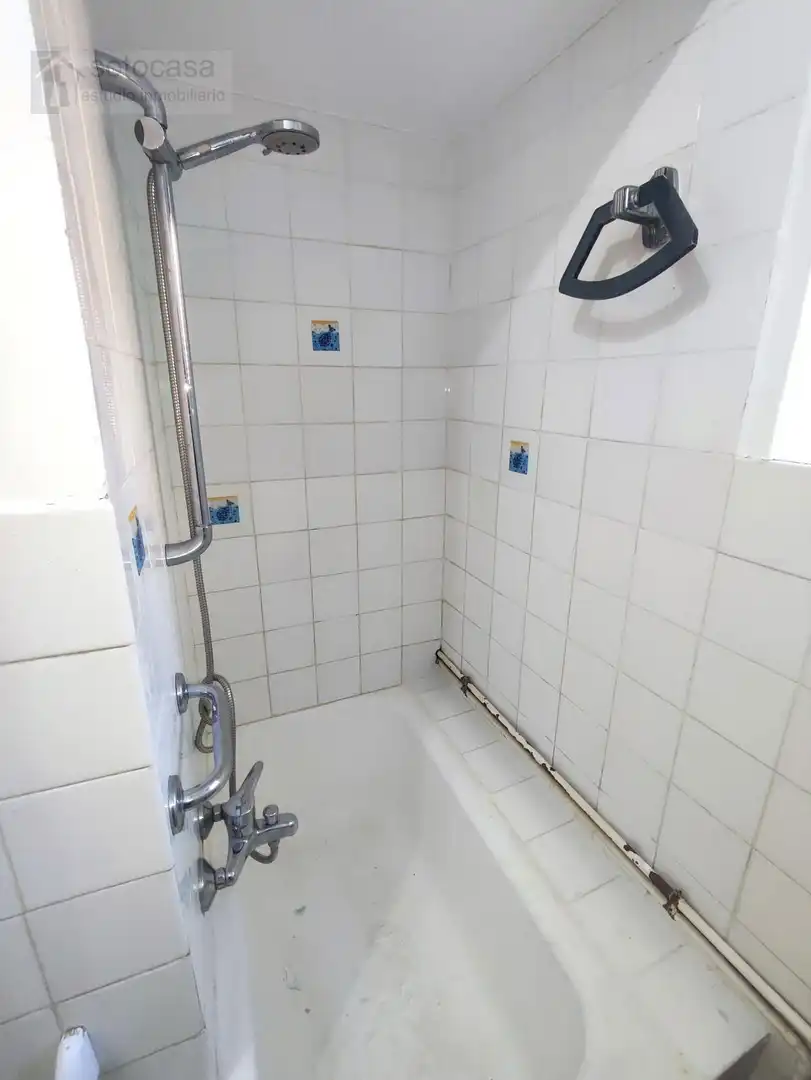 Bany de Pis en venda en Valladolid amb Calefacció, Terrassa i Moblat