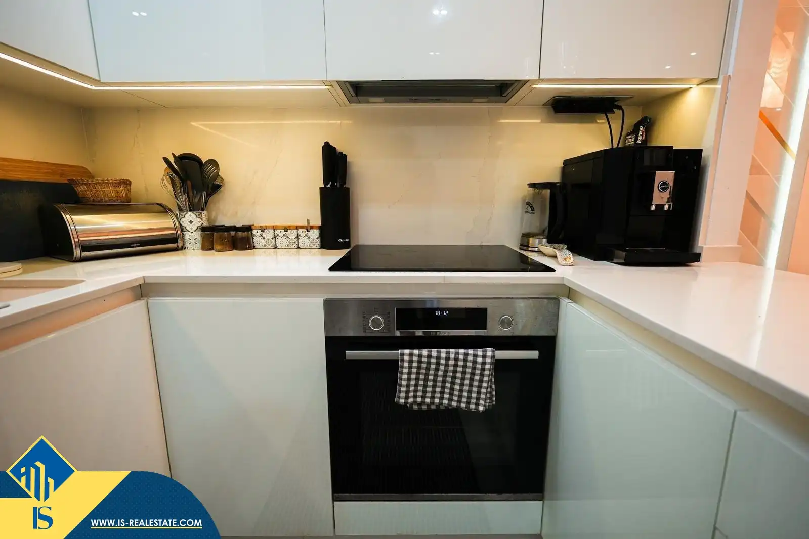 Cocina de Casa o chalet en venta en Torrevieja con Aire acondicionado, Jardín privado y Terraza
