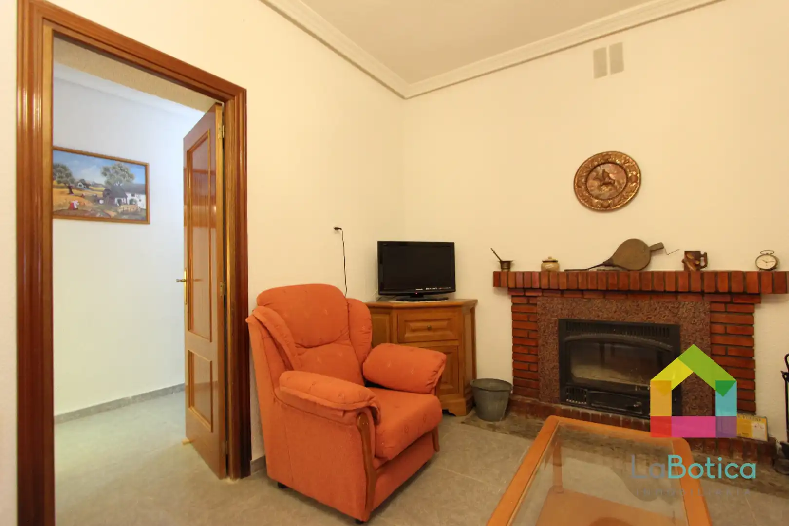Living room of Detached homes for sale in San Martín de Montalbán  with Air Conditioner, Heating and Furnished
