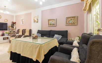 Living room of Flat for sale in  Córdoba Capital  with Air Conditioner, Heating and Terrace