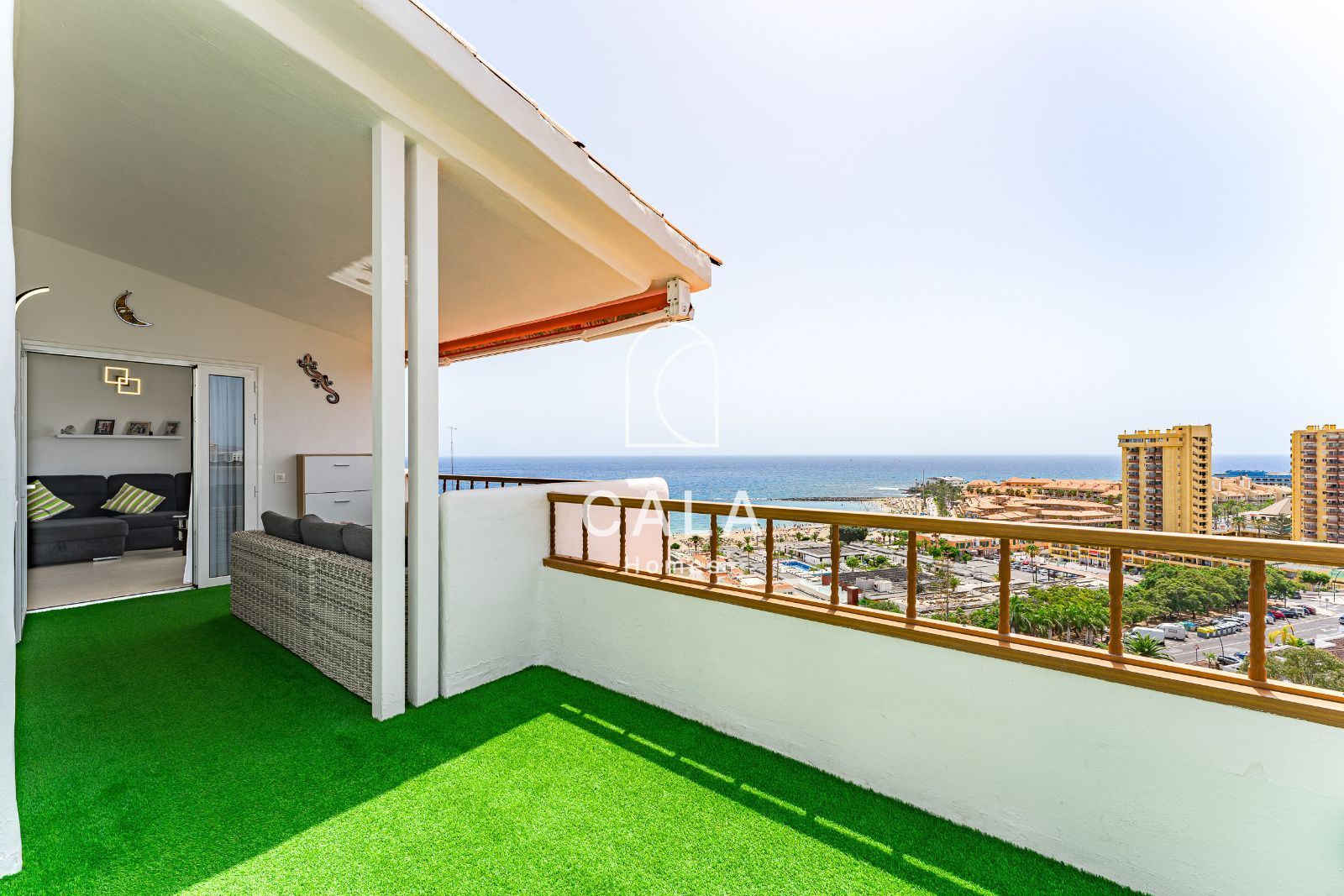 Àtic en venda a Noruega, Los Cristianos