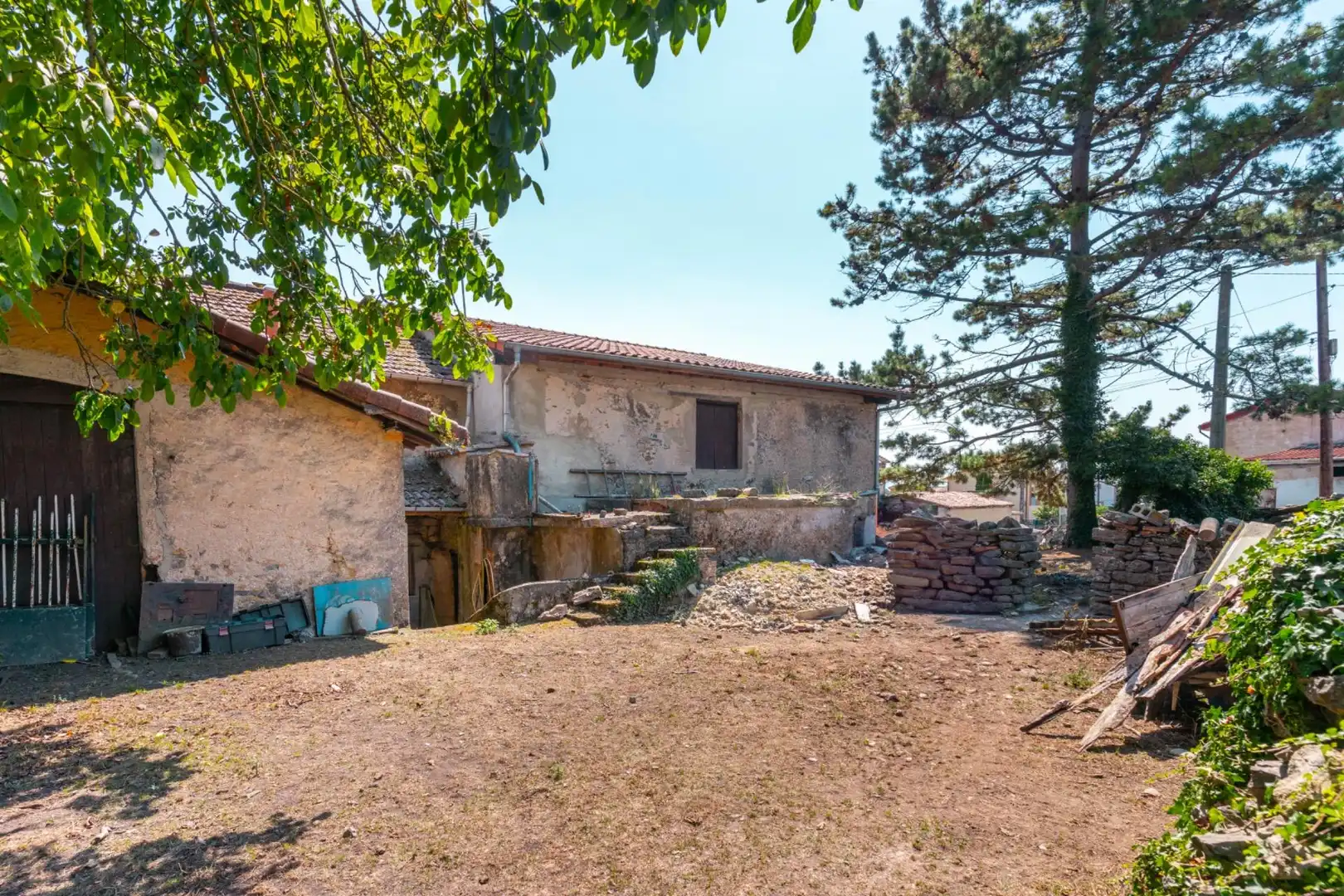 Vista exterior de Casa o chalet en venta en Sariego con Calefacción, Terraza y Amueblado