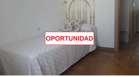 Photo 3 of Flat for rent in  Calle Lanza , Centro - Plaza Mayor, Ciudad Real Capital