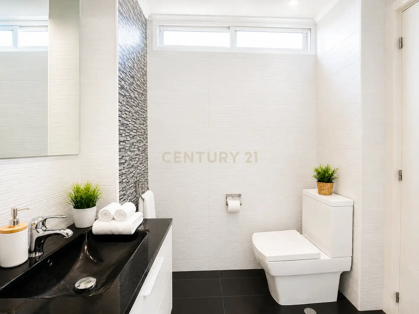 Apartament amb ascensor en venda a C. Piscis, 1, 29630 Benalmádena, Málaga, Spain 1, imagen 20