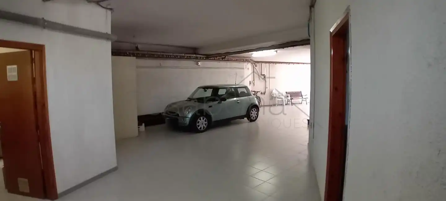 Parking de Casa o chalet en venta en Sant Vicenç de Torelló con Calefacción, Jardín privado y Terraza