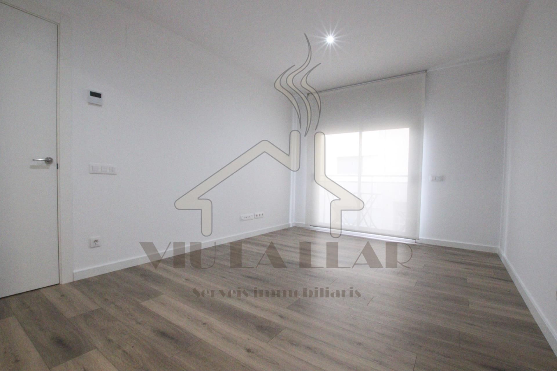 Bedroom of Flat for sale in Mataró