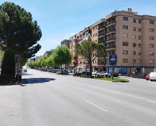 Vista exterior de Pis en venda en Cuenca Capital amb Terrassa i Balcó