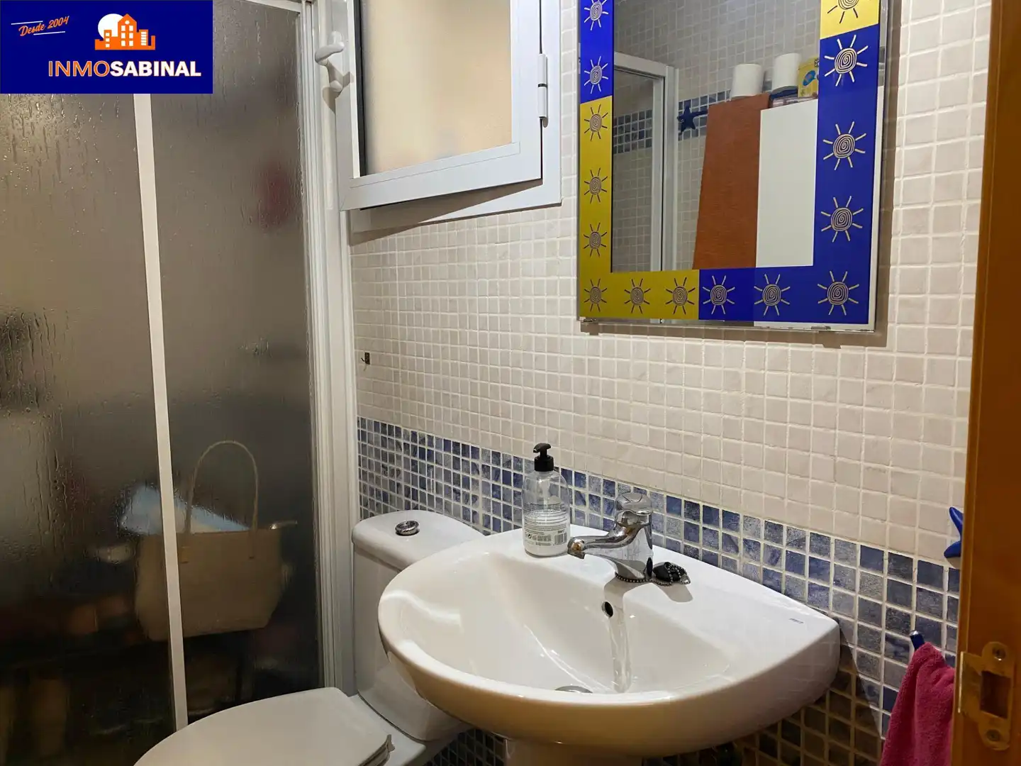Bany de Casa adosada en venda en Roquetas de Mar amb Aire condicionat, Calefacció i Terrassa