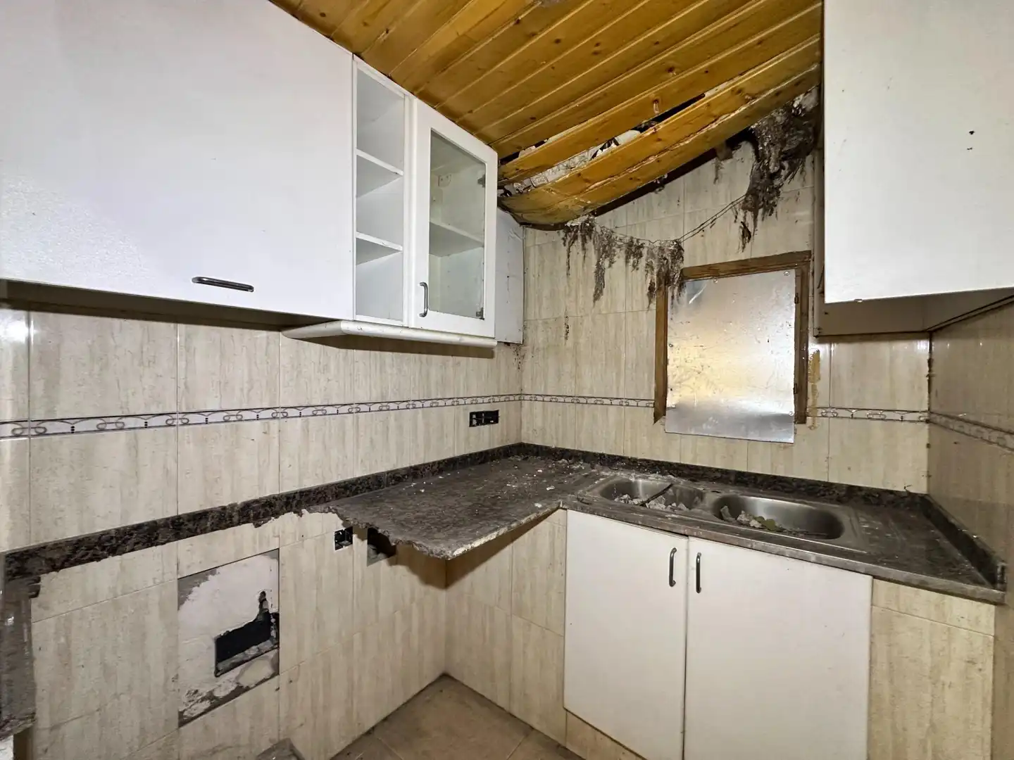 Küche von Einfamilien-Reihenhaus zum Verkauf in Berga