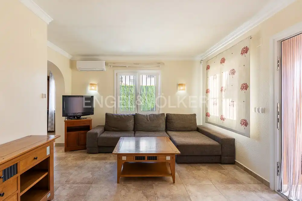 Living room of Houses for sale in Oliva  with Air Conditioner, Heating and Private garden