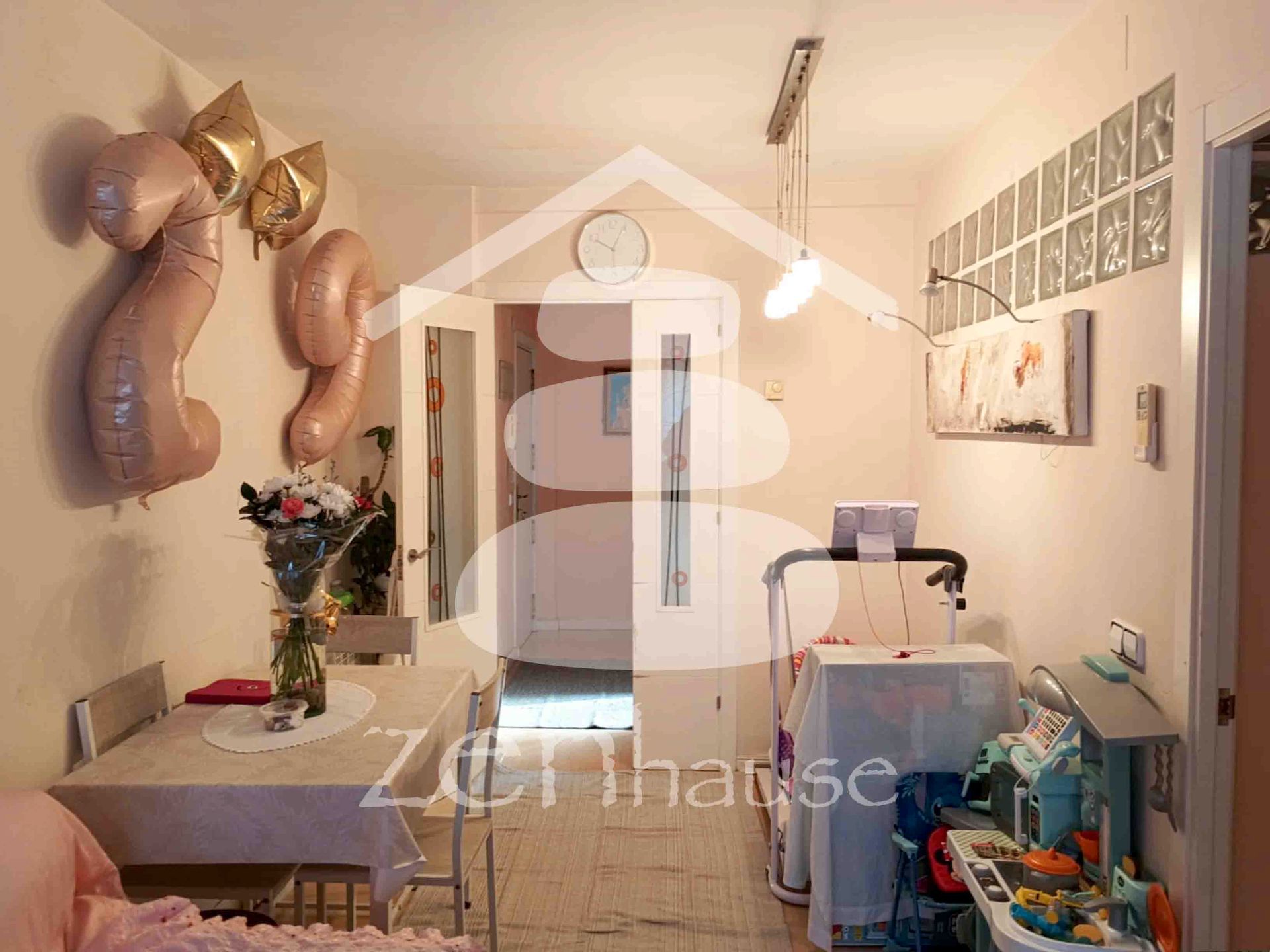 Cuina de Pis en venda en Getafe amb Aire condicionat i Moblat