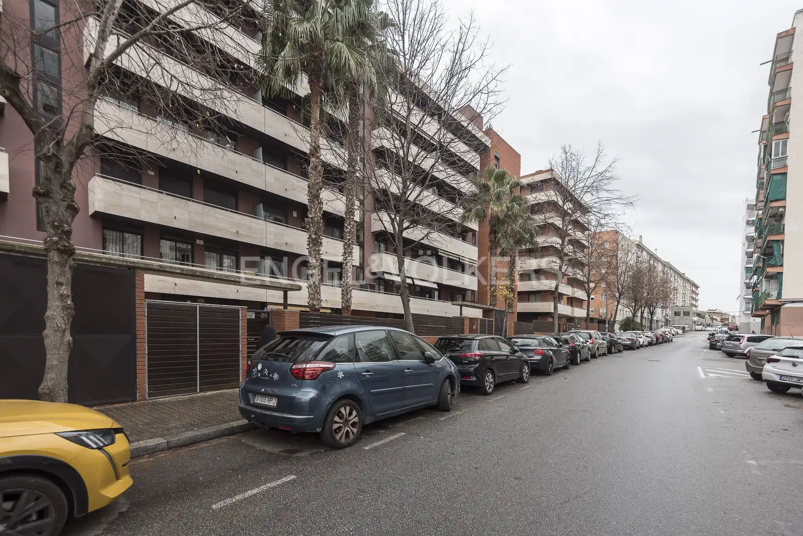 Exterior view of Flat for sale in Vilanova i la Geltrú  with Air Conditioner, Heating and Private garden