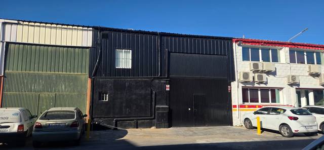 Nave industrial en Venta en Calle Archidona, 66 en Los Rios