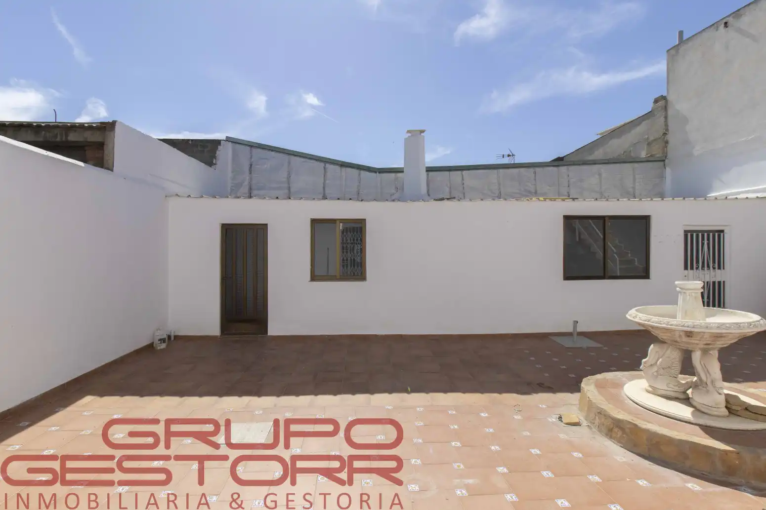 Exterior view of Houses for rent in Riba-roja de Túria  with Air Conditioner, Terrace and Storage room