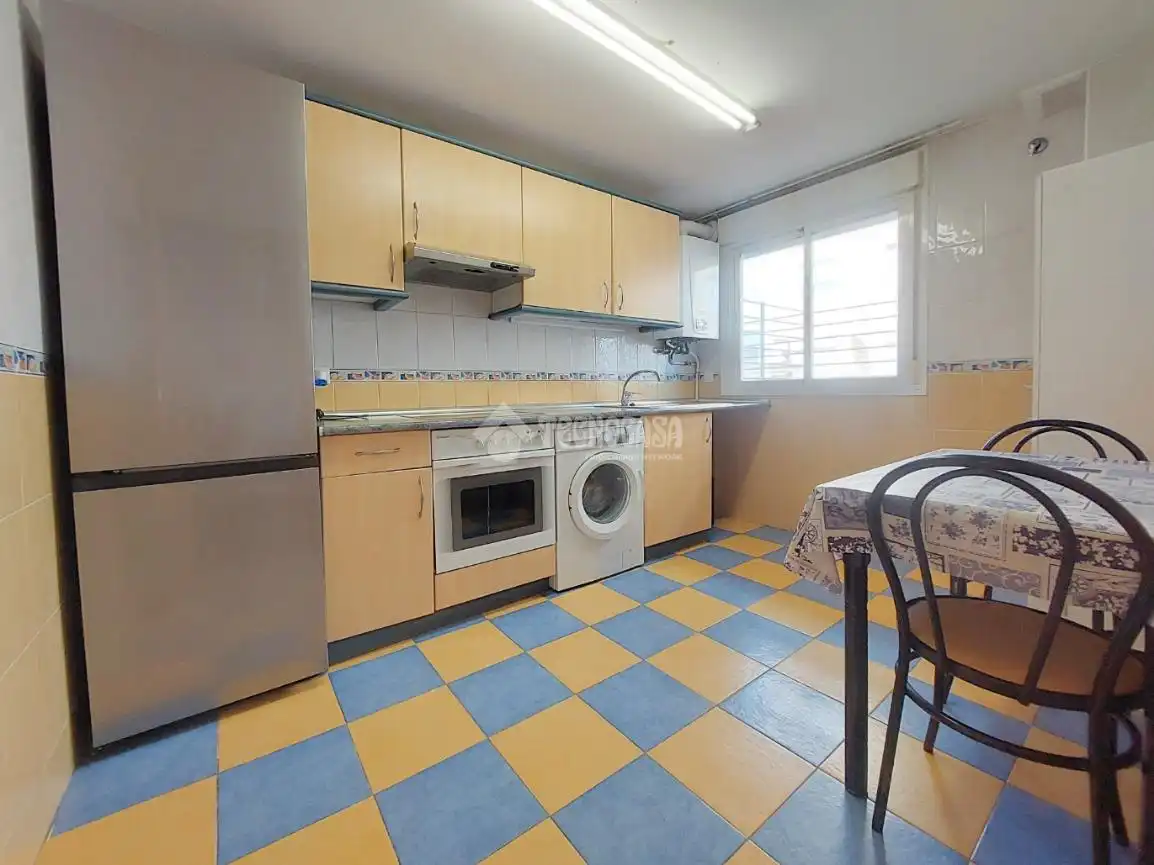Cocina de Piso en venta en Zaragoza con Aire acondicionado, Calefacción y Terraza