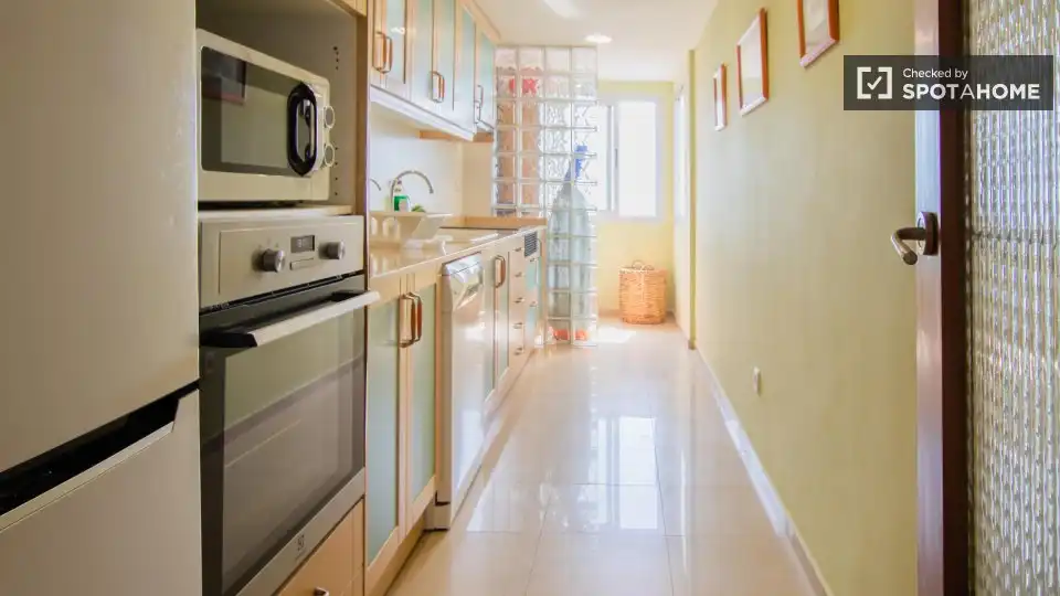 Flat with terrace to rent in Playa del Puig, imagen 9