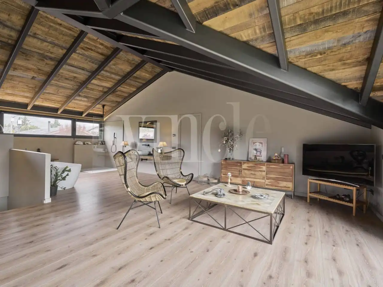 Sala d'estar de Casa o xalet en venda en Puigcerdà amb Calefacció, Jardí privat i Parquet