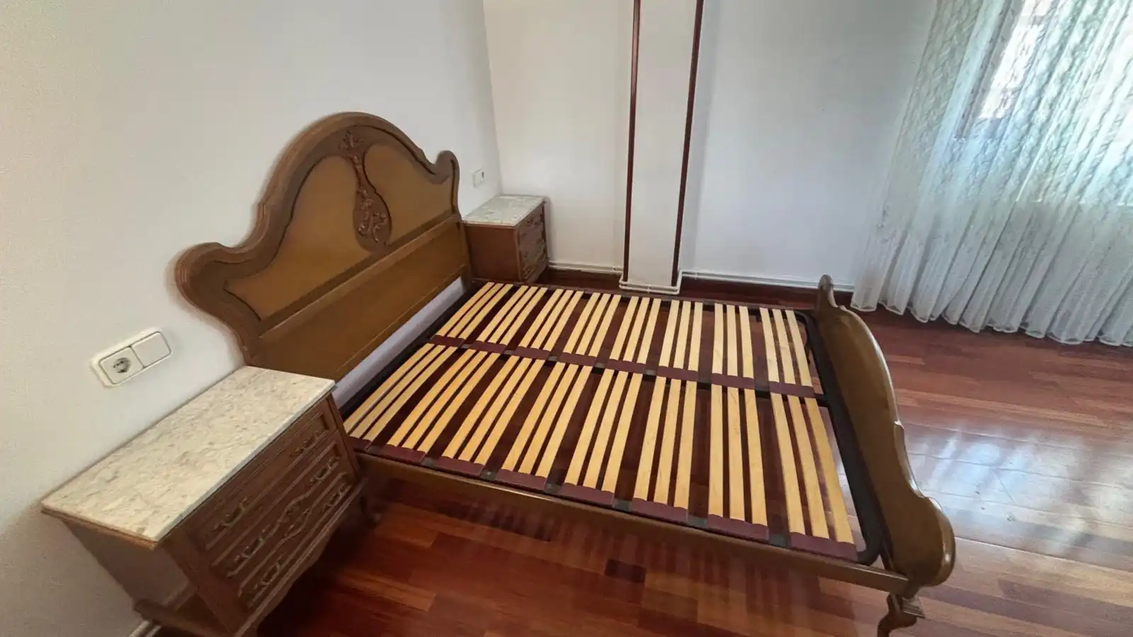 Schlafzimmer von Wohnung zum Verkauf in Rasines mit Heizung, Möbliert und Ofen