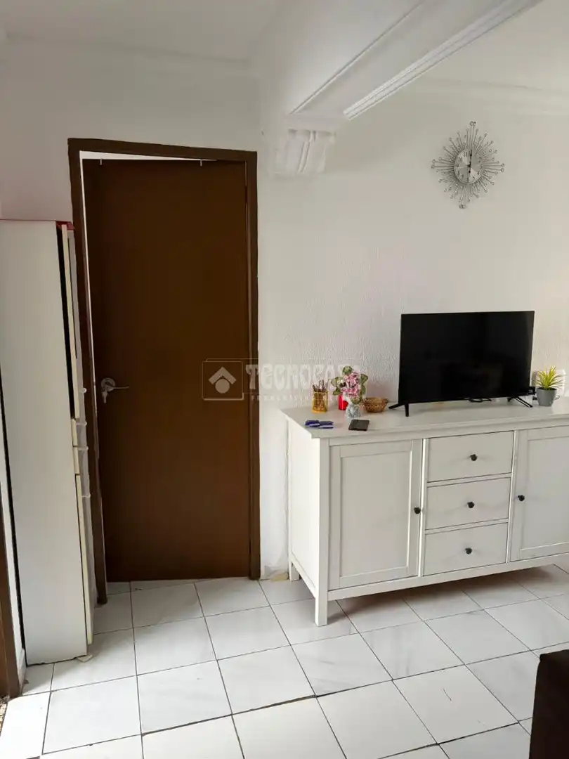 Bedroom of Flat for sale in Sevilla  with Air Conditioner