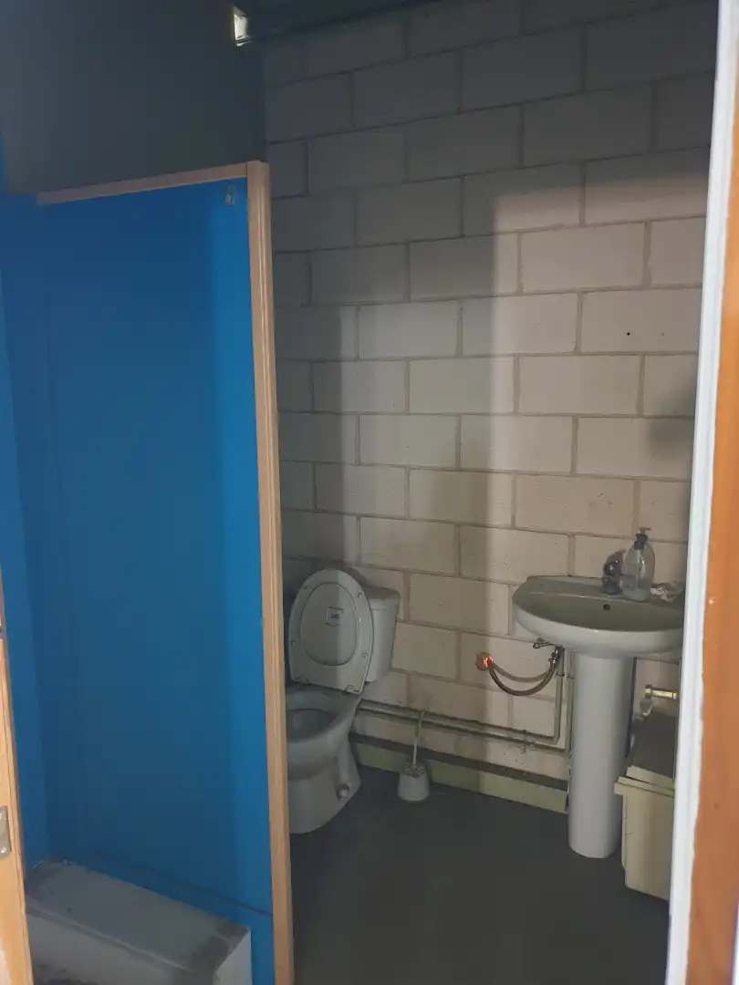 Badezimmer von Fabrikhallen zur Miete in Villanueva de la Serena