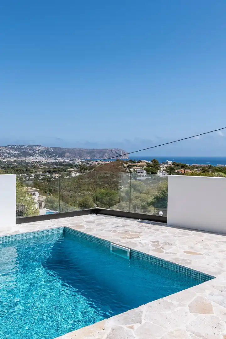 Swimming pool of Houses for sale in Jávea / Xàbia  with Air Conditioner, Heating and Private garden