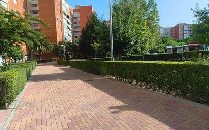Vista exterior de Pis en venda en Fuenlabrada amb Calefacció