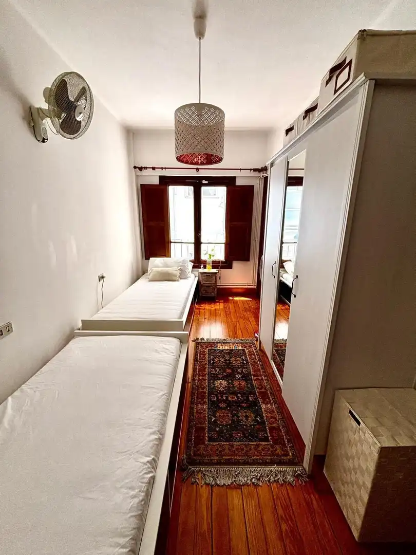 Bedroom of Flat for rent in Vigo   with Heating and Furnished